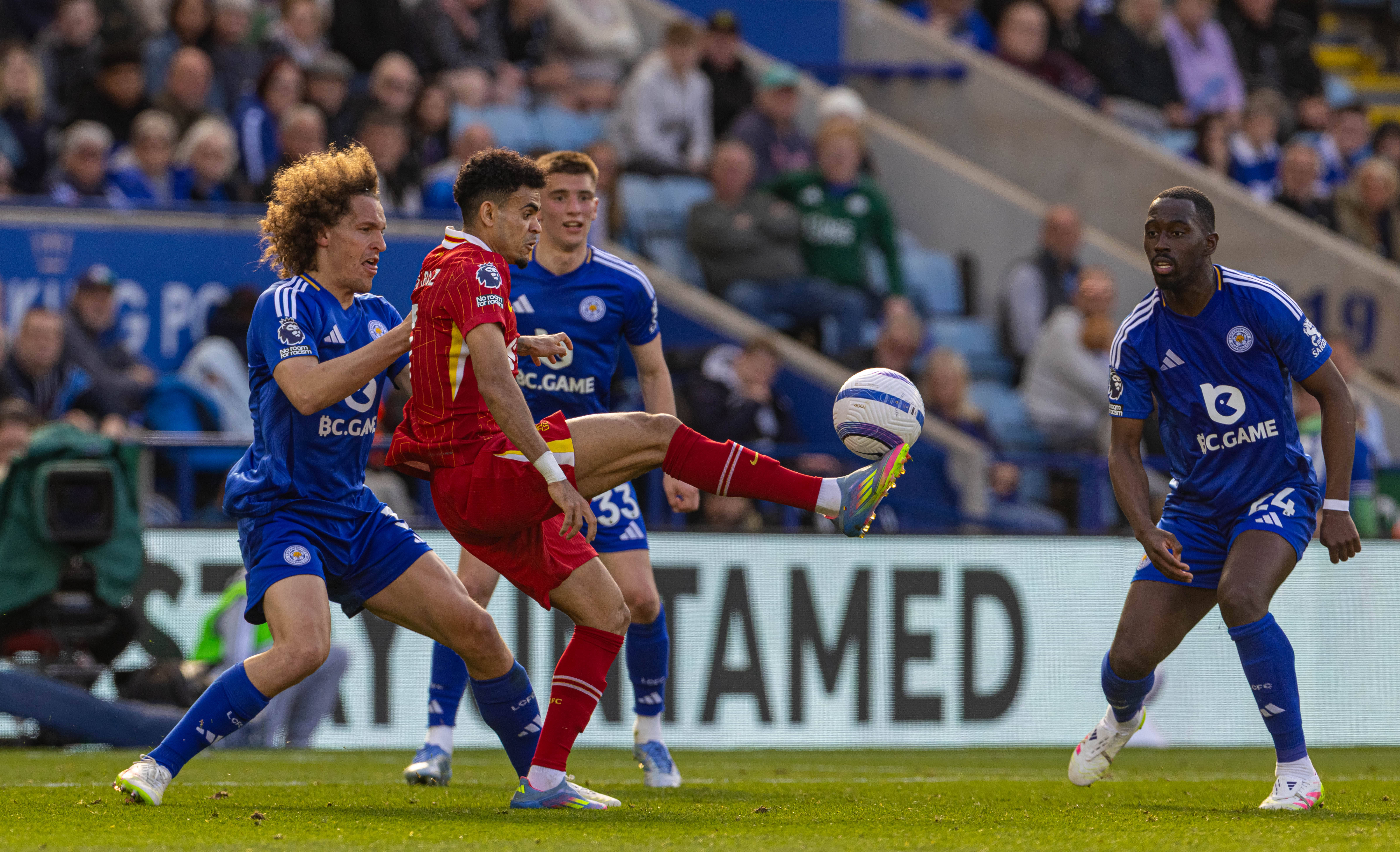 赛地聚焦——英超窗口期热度飙升，切尔西内部沟通，赛场秩序良好，临场指挥获称赞(切尔西客战热刺)-开云在线