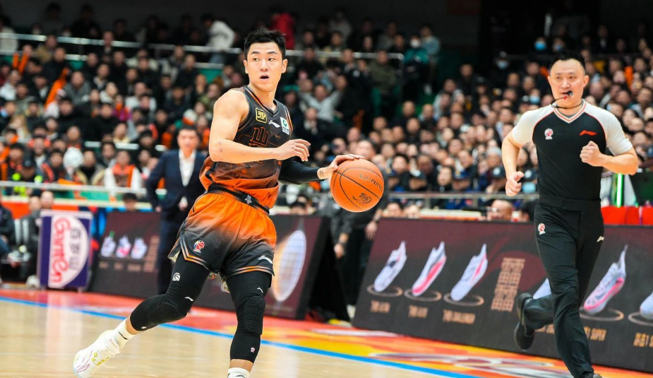 包含CBA季后赛国际比赛日走向成谜，瓦伦西亚手感冰凉，底气十足，年轻球员得到机会的词条-开云棋牌